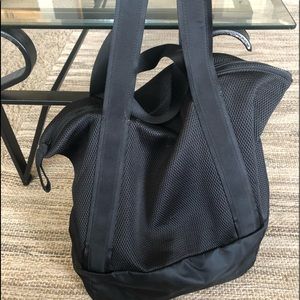 Lululemon bag